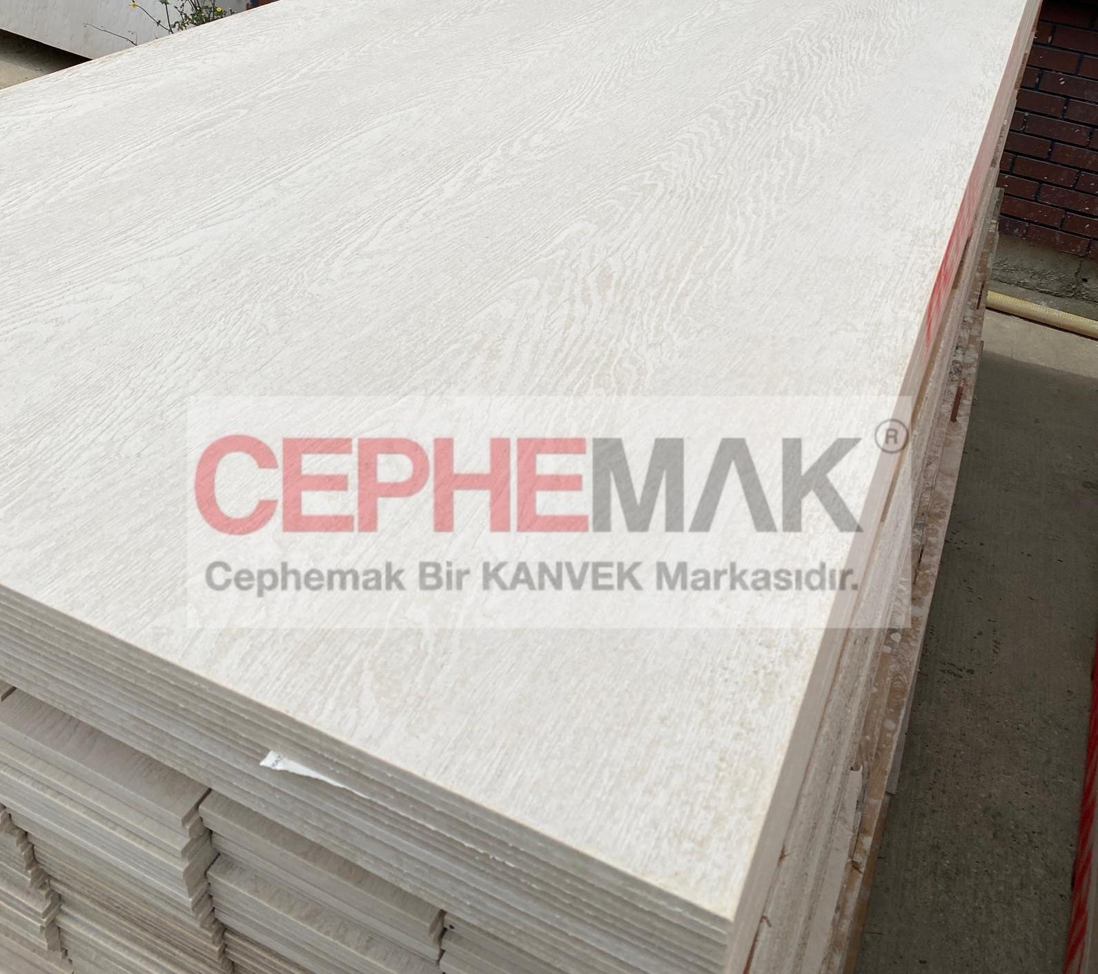 Betopan Fibercement Ahşap Ceviz Ağacı Desenli Levha 10 mm 1250x2500 - Görsel 7